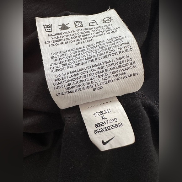 Men’s Black Nike Dri-Fit Element Running 1/4 Zip, XL - Picture 7 of 7